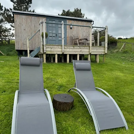 Bluebell The Shepherds Hut Lodge Filey